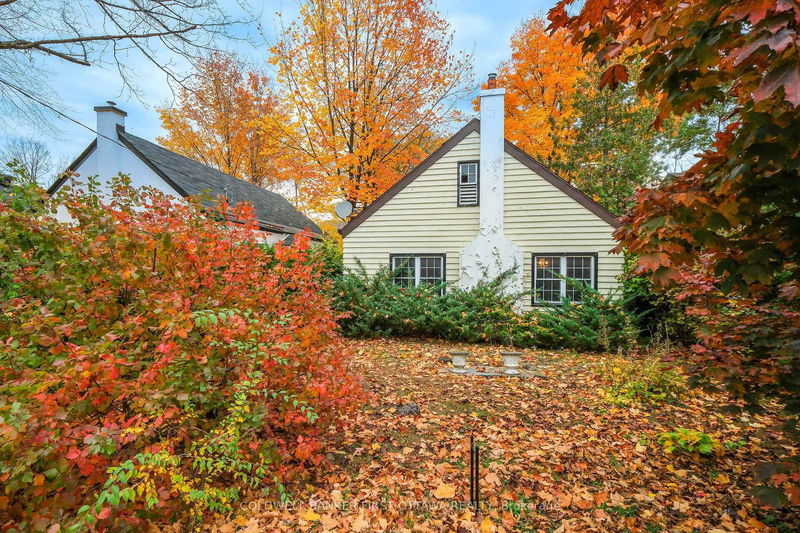 home for sale on 38 Acacia Avenue