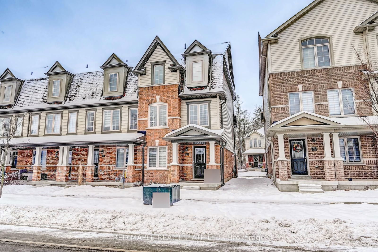 Townhouse sold at 612 Linden Drive, Cambridge, N3H 0C9 - MLS: X11923114