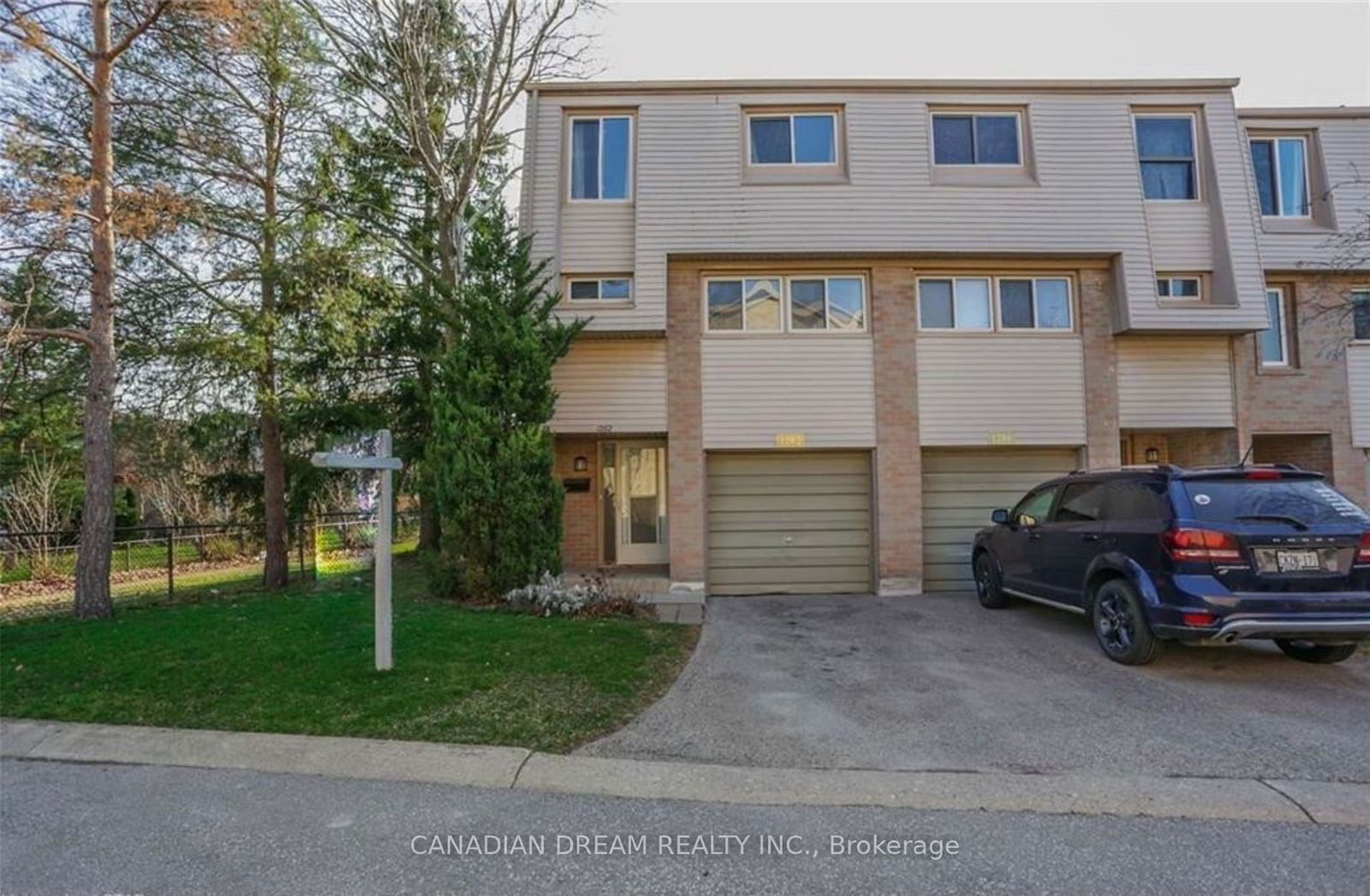 Townhouse for lease at 1282 Limberlost Road, London, North I, N6G 3A5 - MLS: X11923198