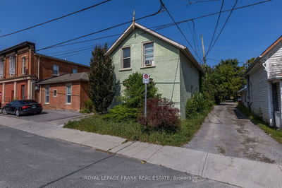 140 Antrim St, Peterborough - Downtown image-0-2