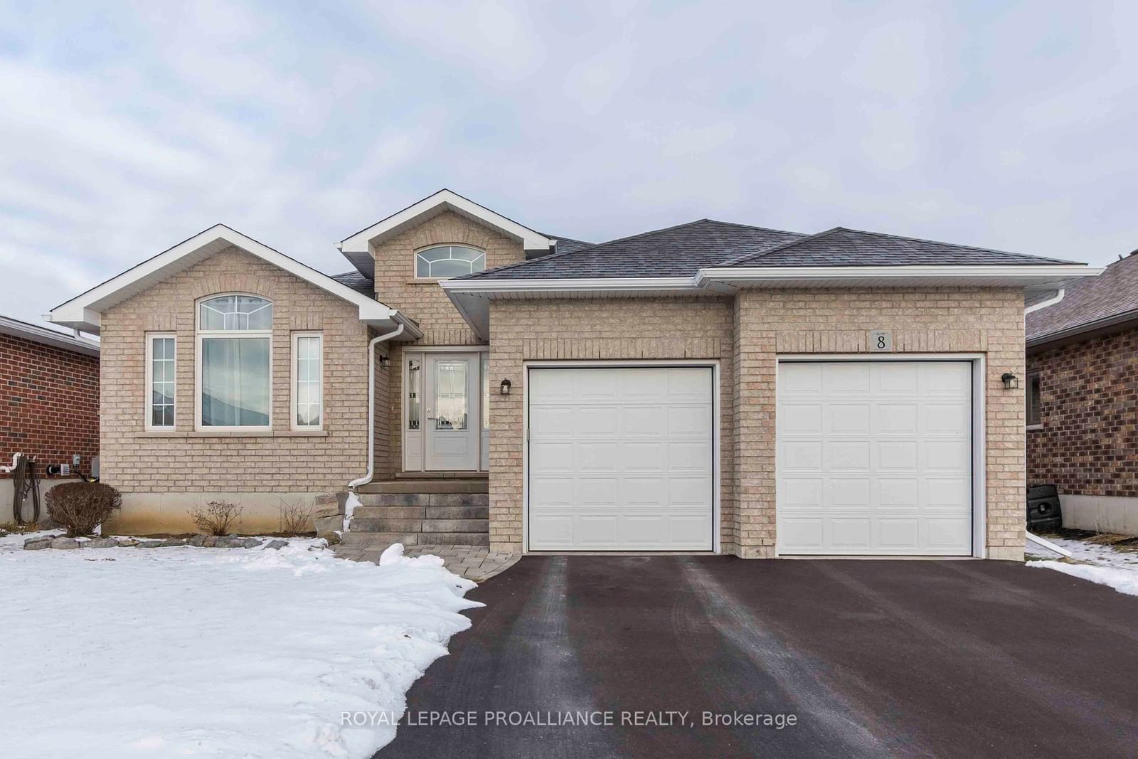 Building at 8 Crews Crescent, Quinte West, Murray Ward