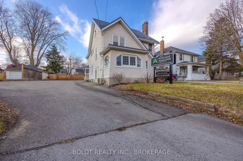 2D - 215 Ontario St, St. Catharines, L2R 5L2 | Image 2
