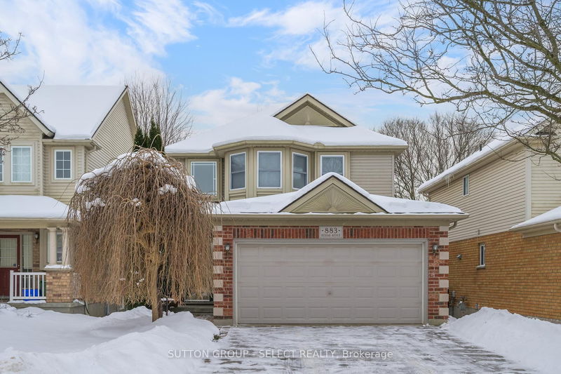 home for sale on 883 Redoak Avenue