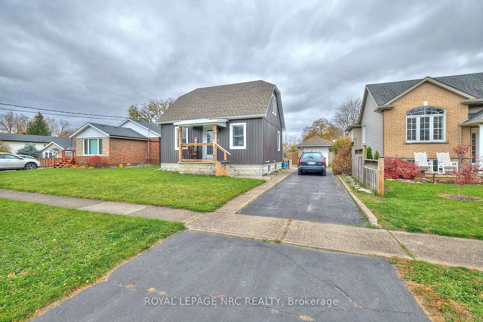 Detached House for sale at 7992 PETER Street, Niagara Falls, 223 - Chippawa, L2G 6S9 - MLS: X11923852