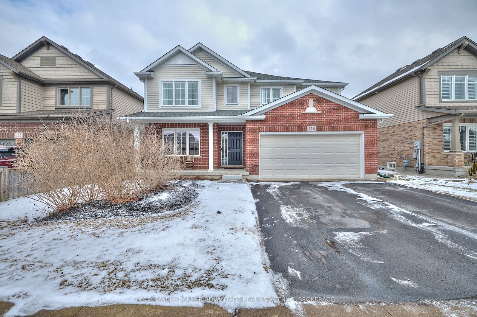 Detached House for sale at 116 Clare Avenue, Welland, 771 - Coyle Creek, L3C 0B7 - MLS: X11923884