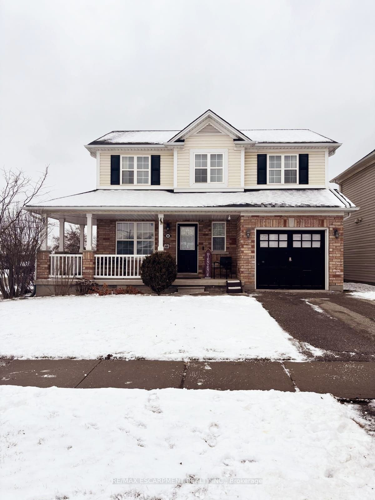 Detached House for lease at 86 Osborn Avenue, Brantford, N3T 6R3 - MLS: X11923920