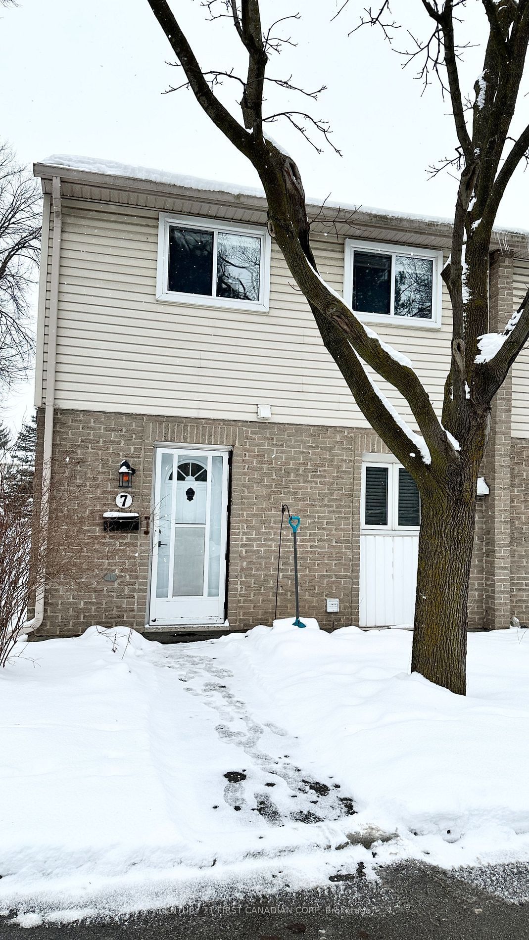 Townhouse for lease at 7-166 Southdale Road, London, South O, N6J 2J1 - MLS: X11924022