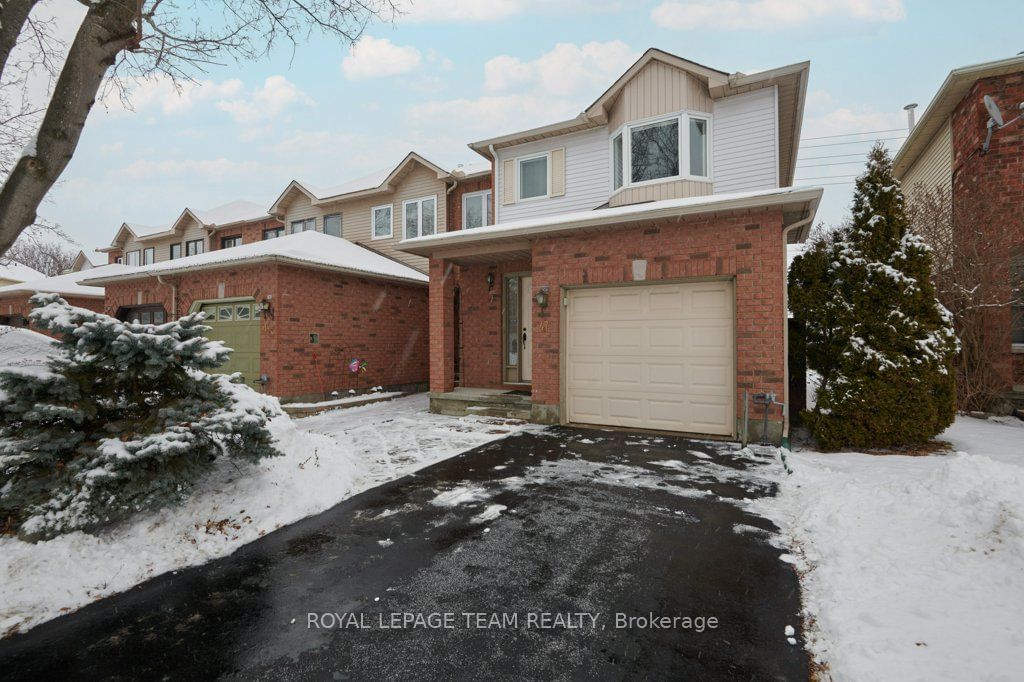 Townhouse for sale at 47 Grenadier Way, Barrhaven, 7706 - Barrhaven - Longfields, K2J 4L4 - MLS: X11924055