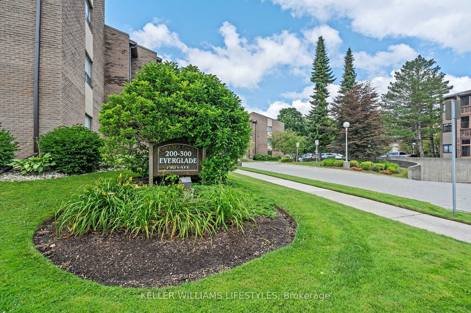 Condo for sale at 116-300 Everglade Crescent, London, North P, N6H 4P8 - MLS: X11924454