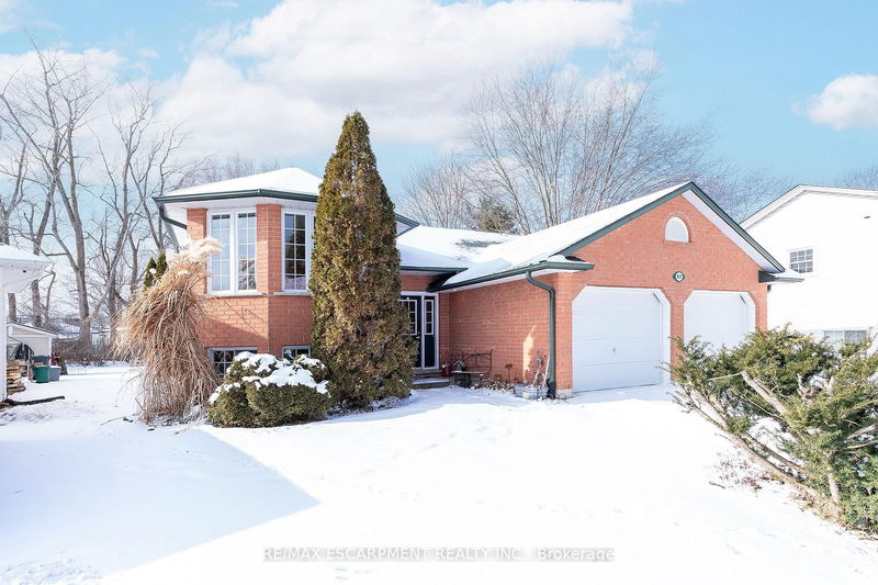 home for sale on 817 Woodside Court