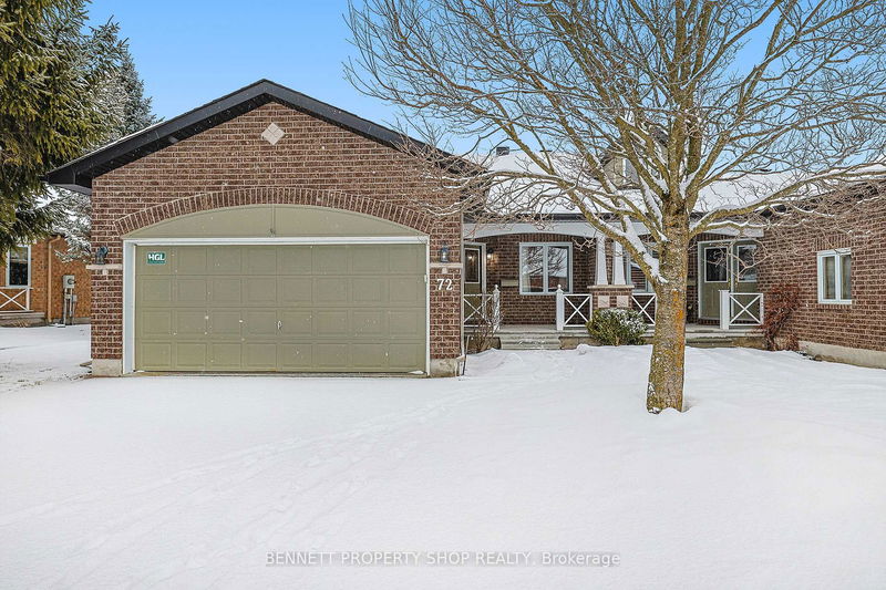 home for sale on 72 Waterthrush Crescent