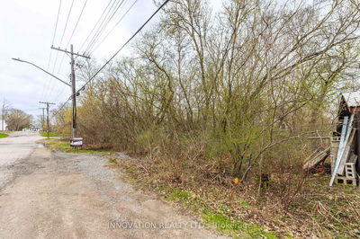 56 Thomas St, Arnprior - Arnprior image-0-1