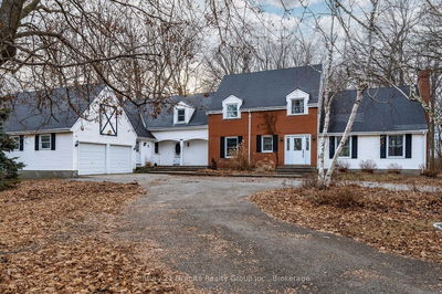 376 McMaster Rd, Quinte West -  image-0-2