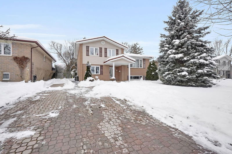 104 Antrim Cres, London - South Y image-0-0