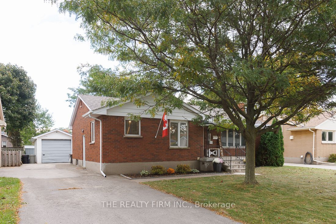 Detached House for sale at 188 Dawn Drive, London, East H, N5W 4X1 - MLS: X11925044