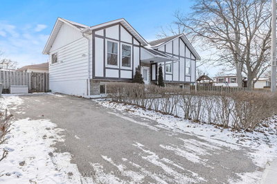 45 Greendale Drive, Hamilton, Ontario image-0-1