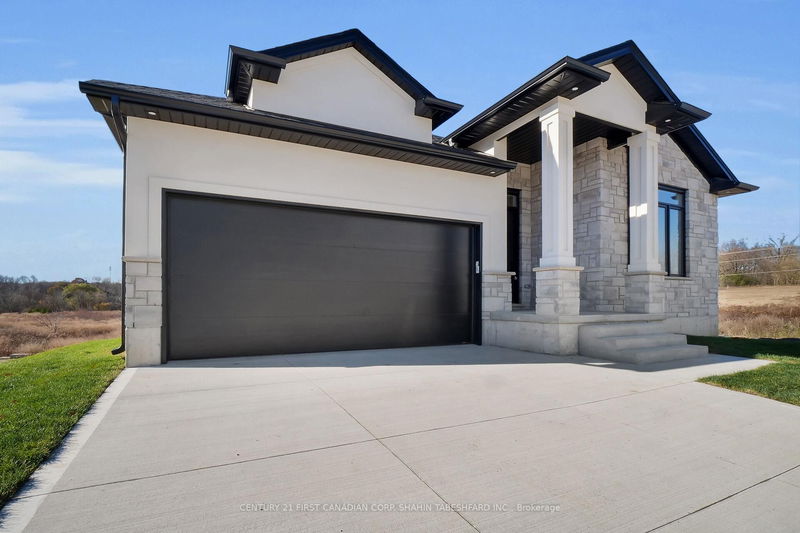 Unit 46 — 3425 Grand Oak Crossing, London South - South V image-0-0