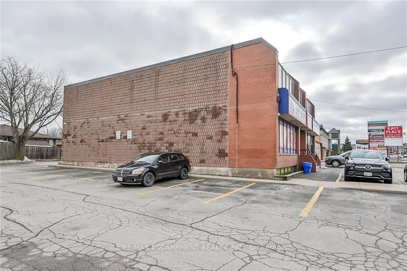 54 Centennial Pkwy N, Hamilton, L8E 1H6 | Image 2