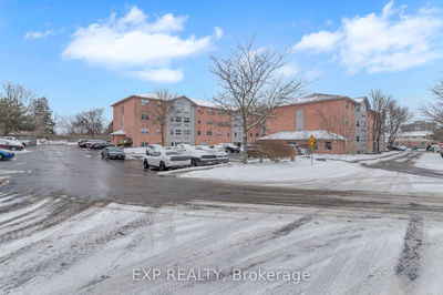 Unit 23 — 56 Hiawatha Rd, Woodstock - Woodstock - North