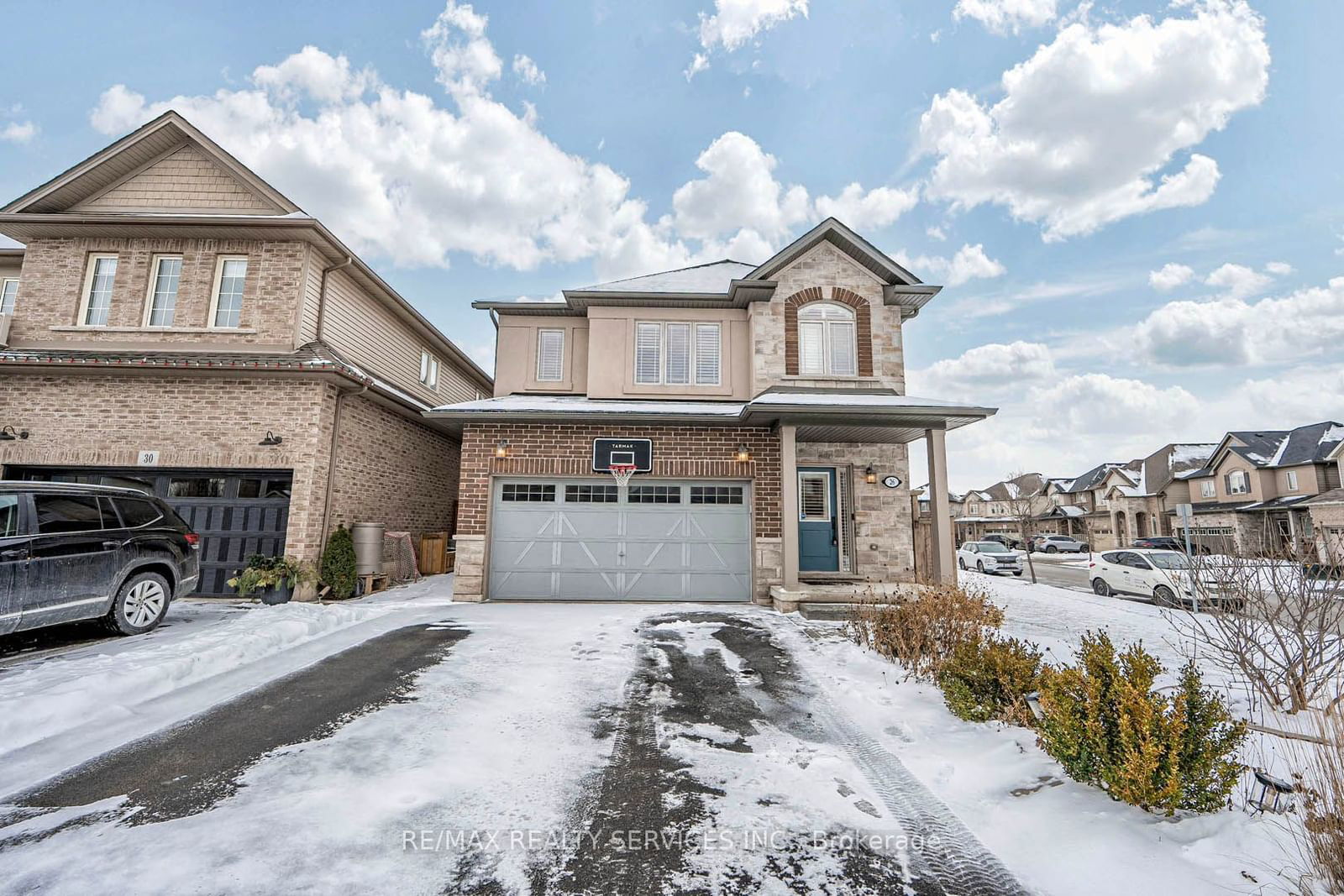 Detached House for sale at 26 Winslow Way, Hamilton, Stoney Creek Mountain, L8J 0G9 - MLS: X11925708