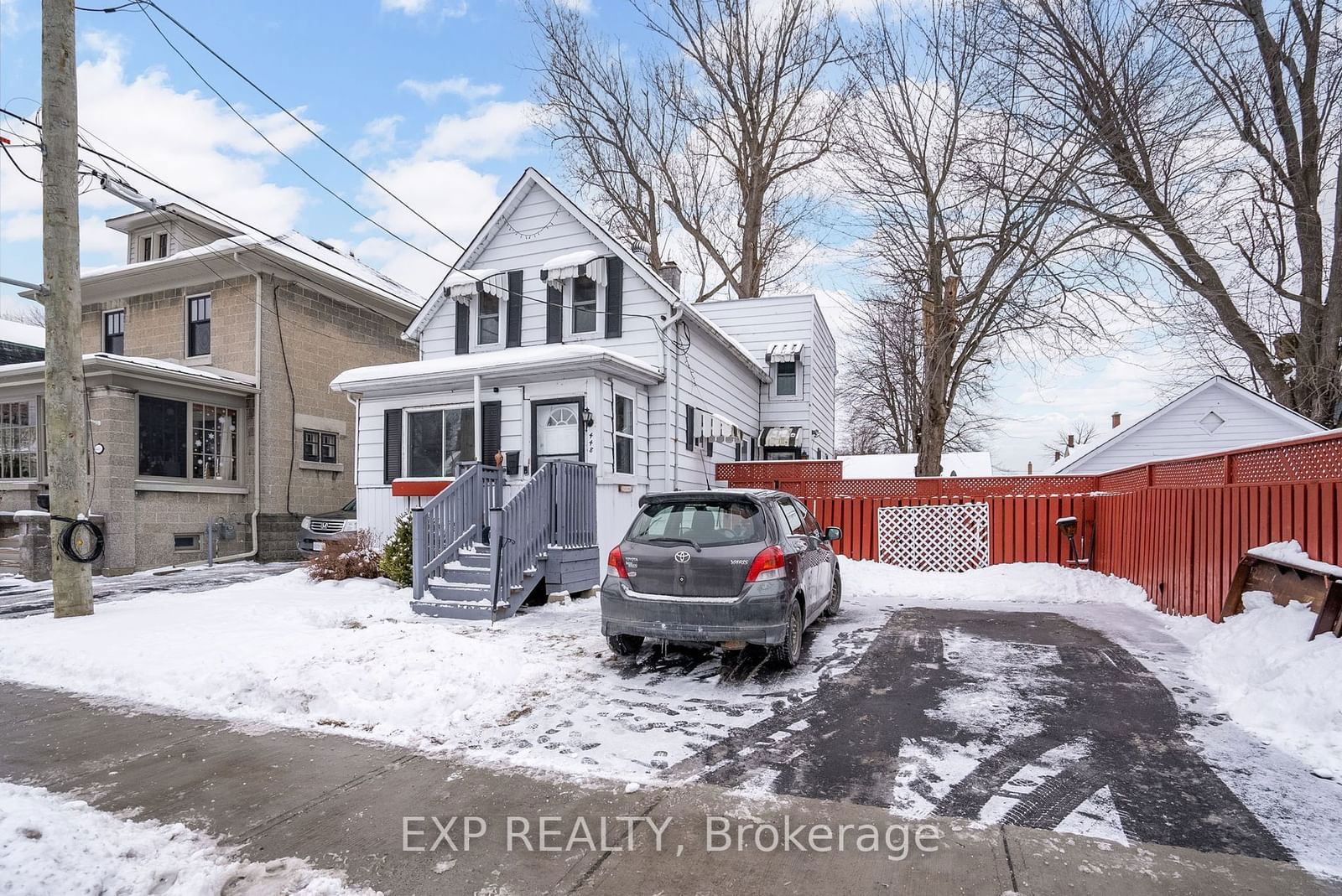 Detached House for sale at 448 York Street, Cornwall, 717 - Cornwall, K6J 3Z7 - MLS: X11925907