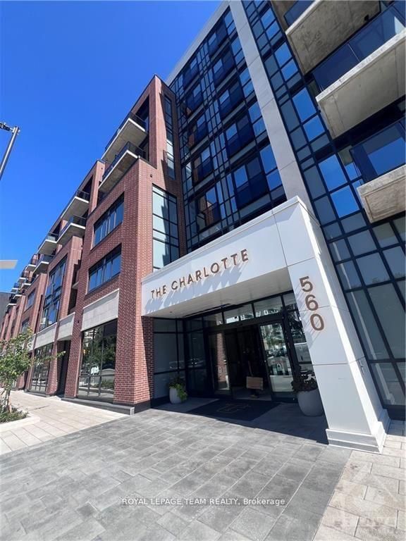 home for lease on 521-560 RIDEAU Street