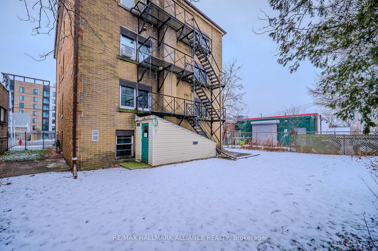 Listing Image 22