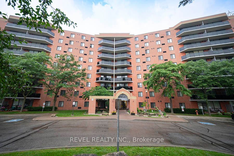 Condo for sale at 803-9 Bonheur Court, Brantford, N3P 1Z5 - MLS: X11926423