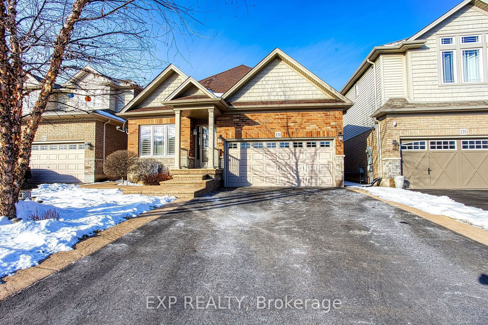 Detached House sold at 131 Escarpment Drive, Hamilton, Stoney Creek Industrial, L8E 0G5 - MLS: X11926439