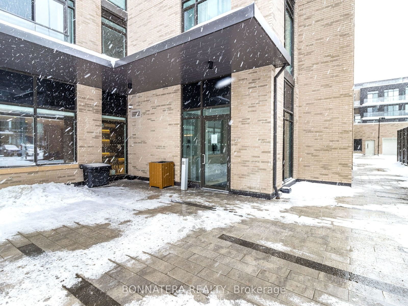 Condo for sale at 1302-55 Duke Street, Kitchener, N2H 0C9 - MLS: X11926469