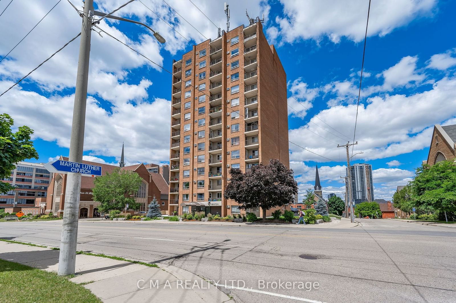 Condo sold at 303-64 Benton Street, Kitchener, N2G 4L9 - MLS: X11926486