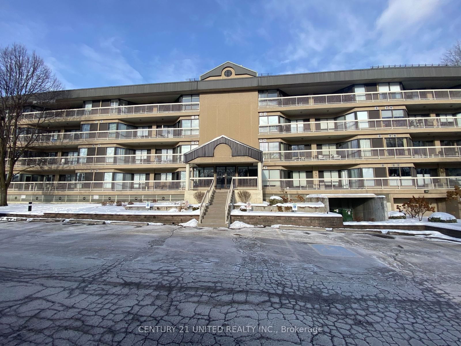 Condo for sale at 206-40 Auburn Street, Peterborough, Ashburnham, K9H 2G2 - MLS: X11926666