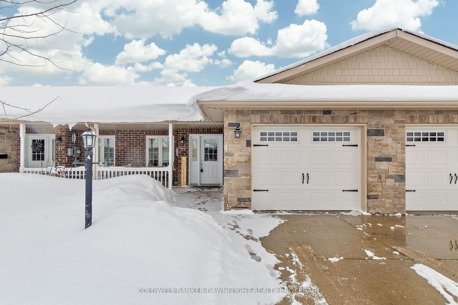 Townhouse for sale at 89 Redford Drive, South Huron, Exeter, N0M 1S3 - MLS: X11926737