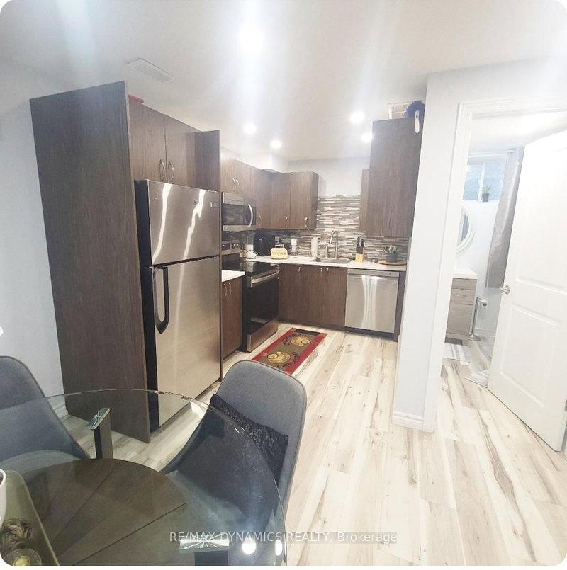 267 BETHUNE Ave, Welland, L3B 0H6 | Image 3