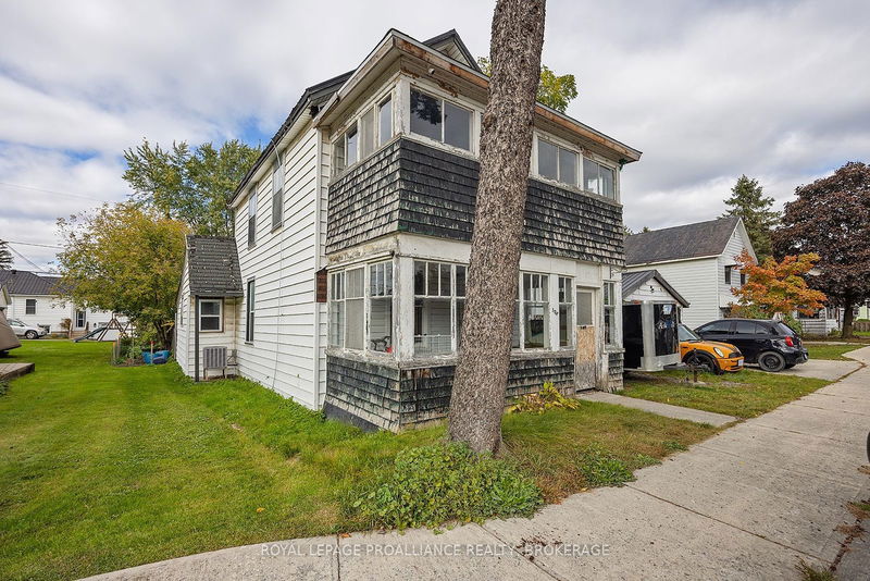 308 Brock St, Gananoque - 821 - Gananoque image-0-0