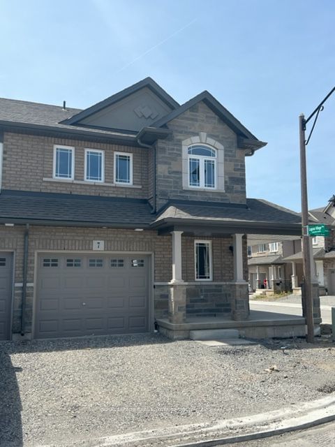 Townhouse for lease at 7 Oceanus Avenue, Hamilton, Hannon, L0R 1P0 - MLS: X11926949