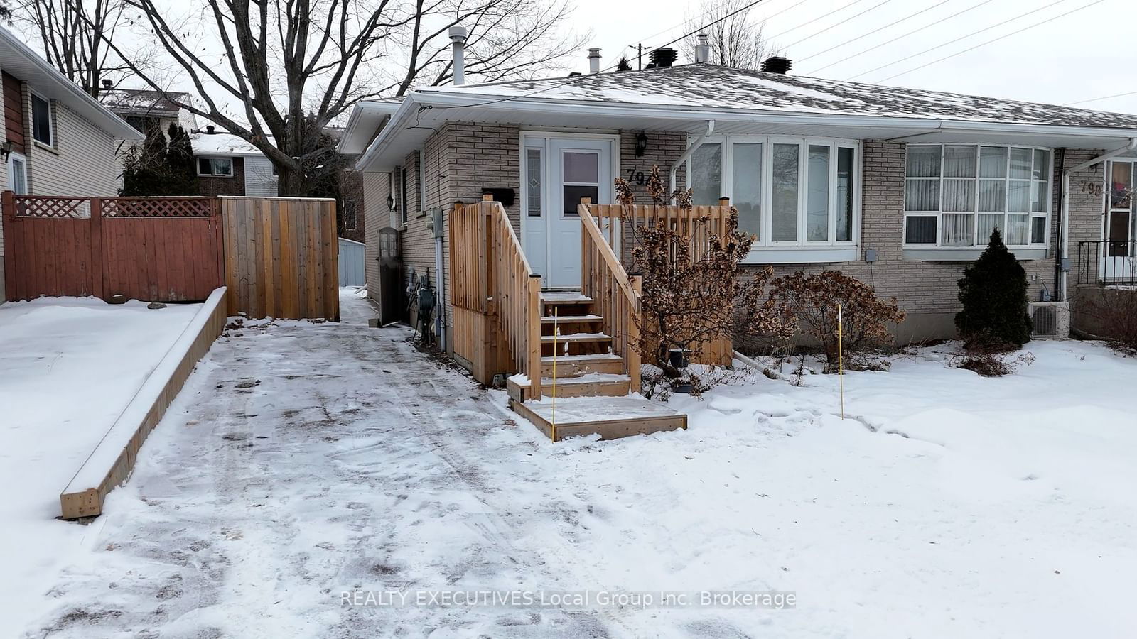 Building at 794 Birchwood Road, North Bay, West End