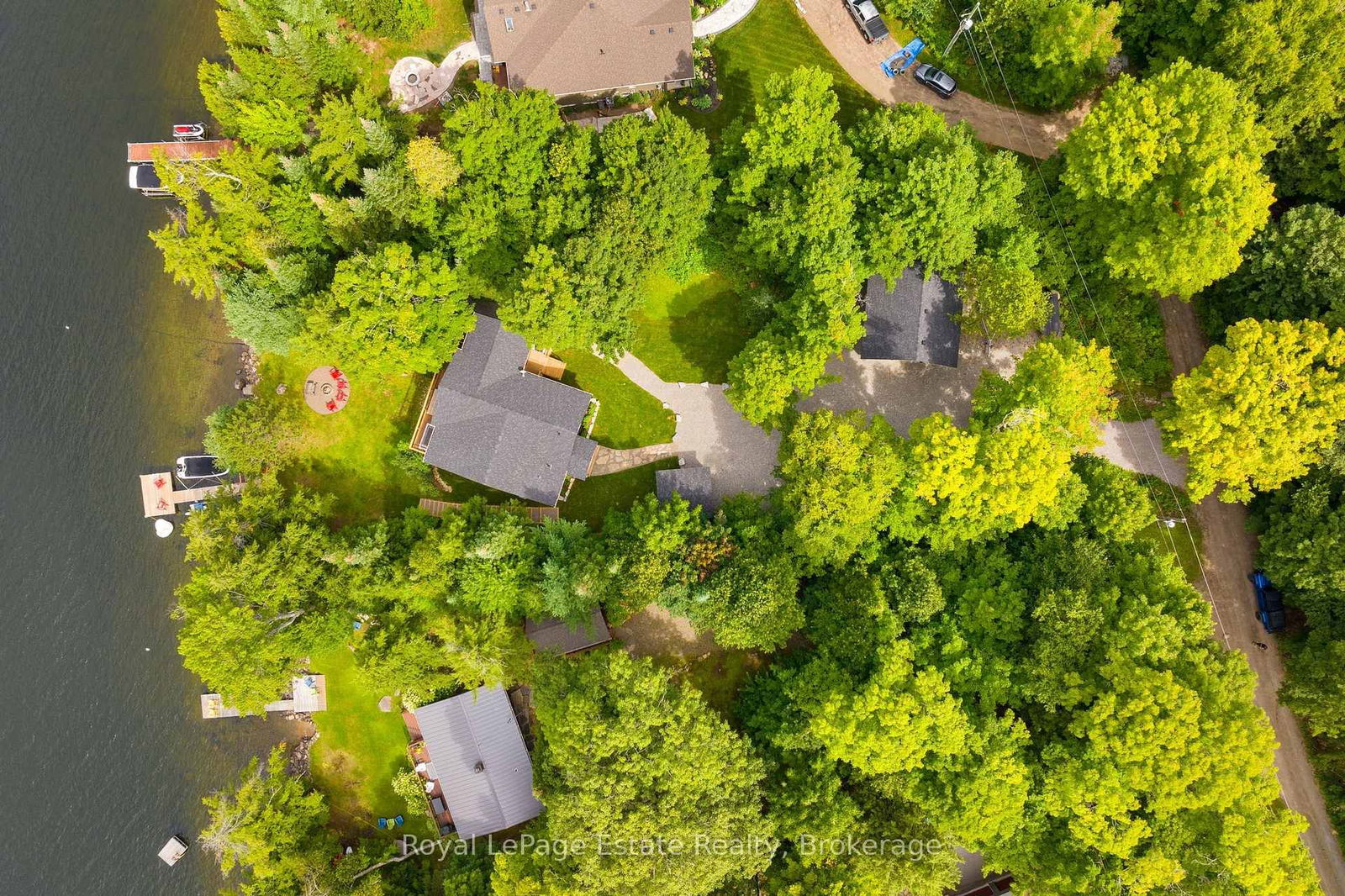 Detached House sold at 1083 Surf Trail, Minden Hills, Minden, K0M 2K0 - MLS: X11927377