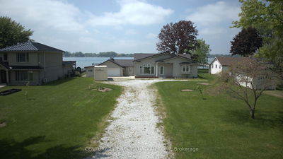 3875 St Clair Pkwy, Lambton Shores - Lambton Shores image-0-2