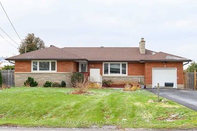 9 Lynnwood Ave, Grimsby -  image-0-1