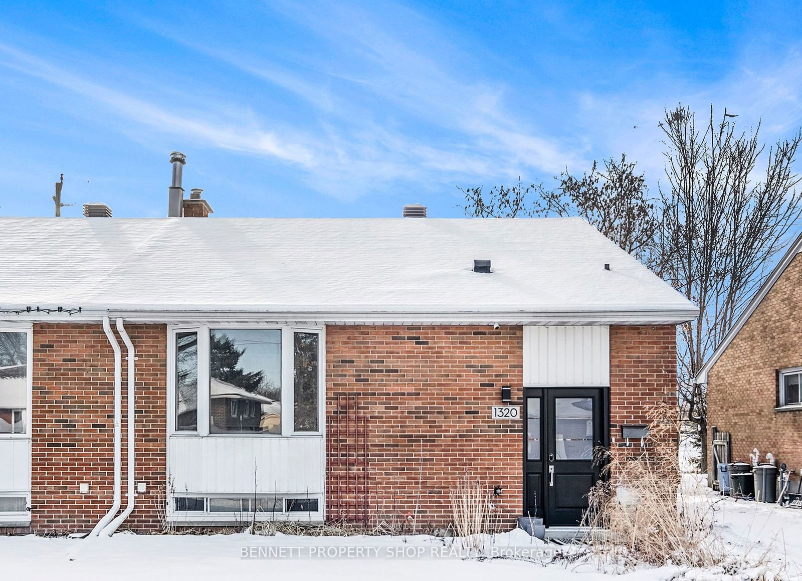 Semi-Detached House for sale at 1320 Bloomsbury Crescent, Parkway Park - Queensway Terrace S and Area, 6304 - Parkway Park, K2C 2Y9 - MLS: X11927760