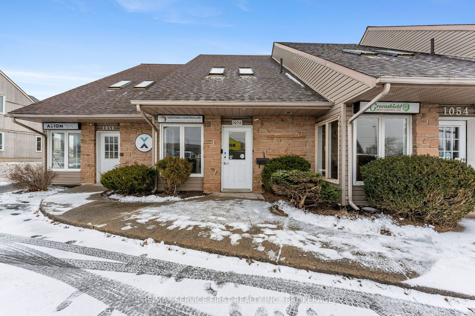 Building at 1056 Gardiners Road, Kingston, City Northwest