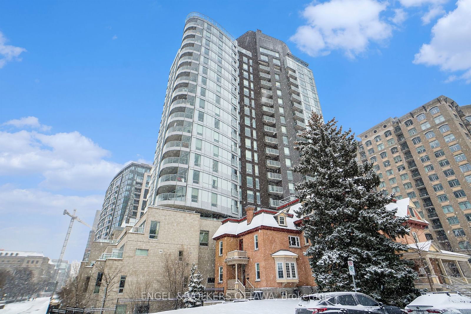 Condo for sale at 406-428 Sparks Street, Ottawa Centre, 4101 - Ottawa Centre, K1R 0B3 - MLS: X11927848