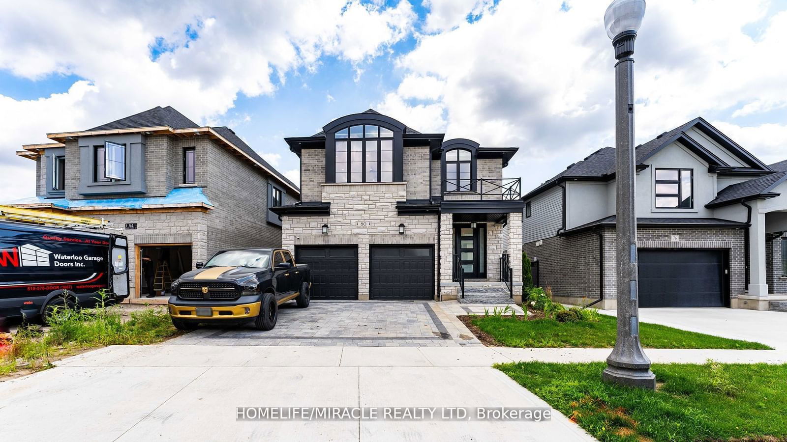 Detached House for sale at 80 Doon Creek Street, Kitchener, N2R 0M3 - MLS: X11927903