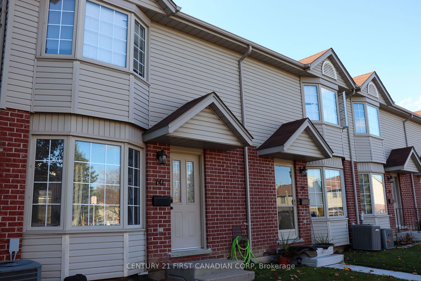 Townhouse for lease at 60-151 Martinet Avenue, London, East I, N5V 4J8 - MLS: X11927963