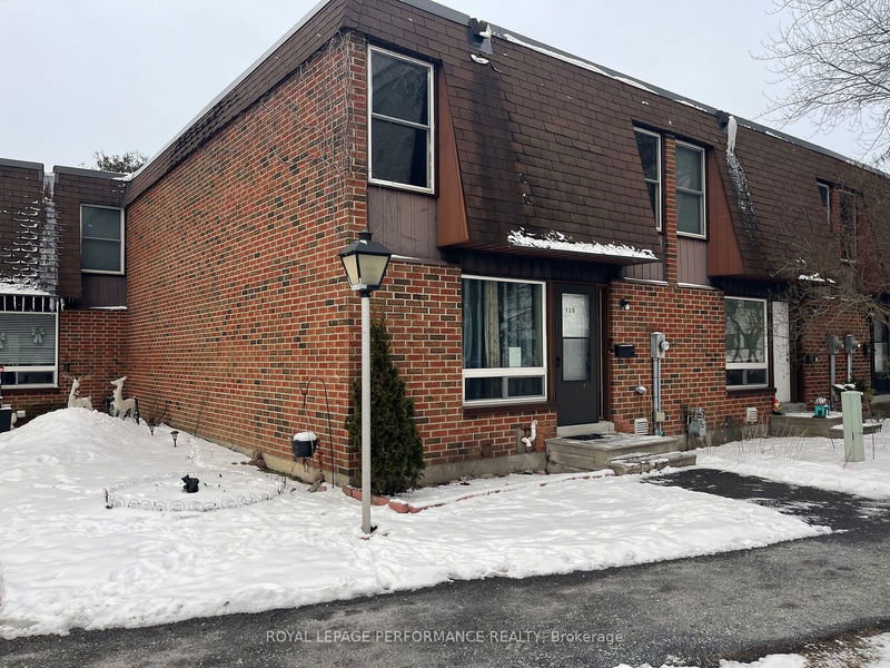 Unit 120 — 2250 Cotters Cres, Hunt Club - Windsor Park Village and Area - 4807 - Windsor Park Village image-0-0