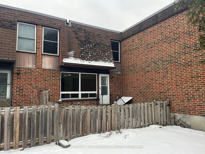 Unit 120 — 2250 Cotters Cres, Hunt Club - Windsor Park Village and Area - 4807 - Windsor Park Village image-0-3