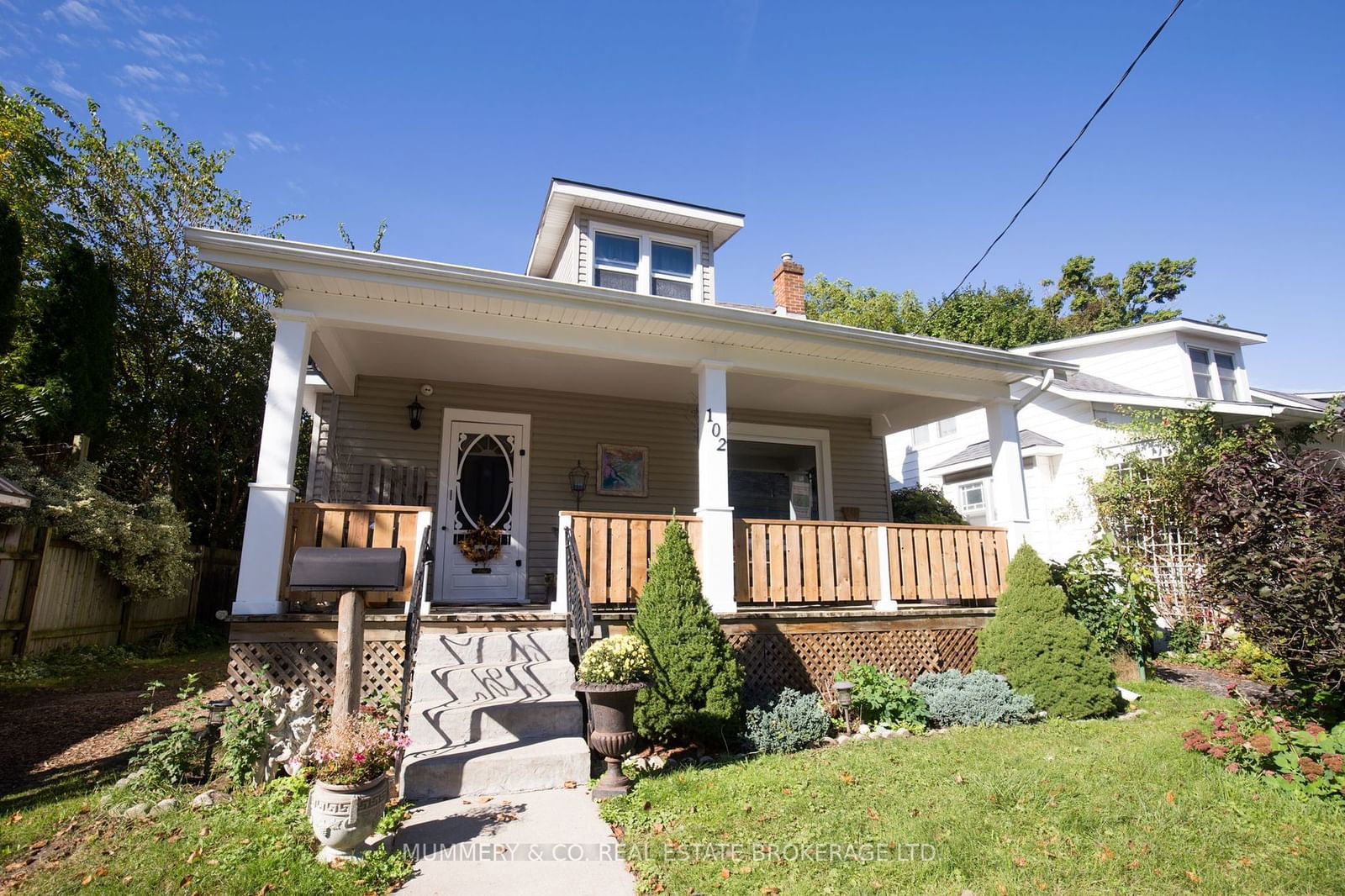 Detached House sold at 102 Brook Street, Norfolk, Simcoe, N3Y 3G5 - MLS: X11928221