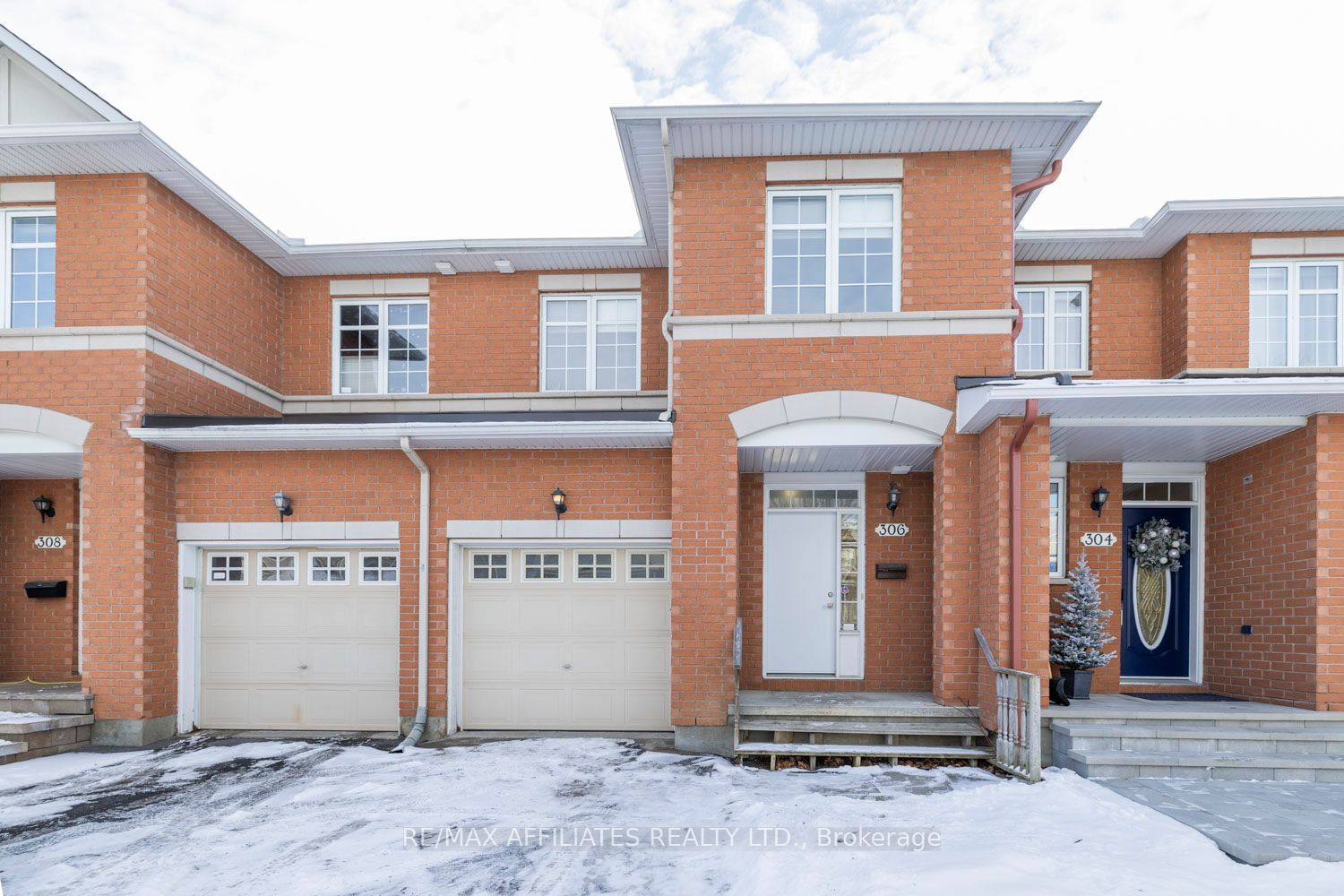 Townhouse for sale at 306 Berrigan Drive, Barrhaven, 7706 - Barrhaven - Longfields, K2J 5B5 - MLS: X11928330