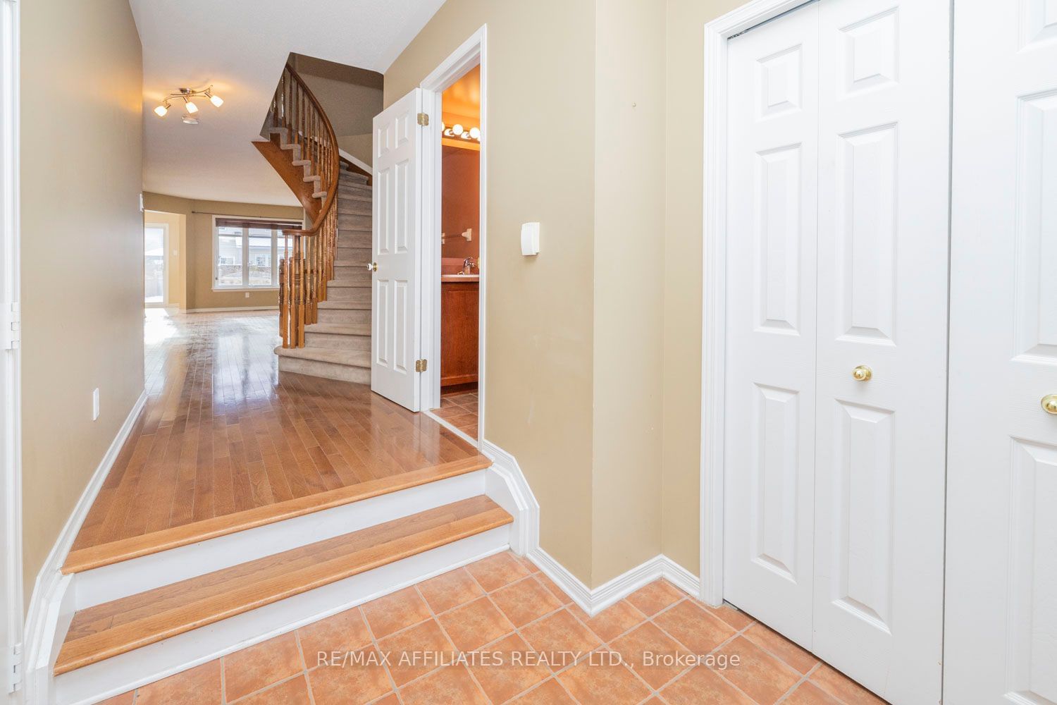 Townhouse for sale at 306 Berrigan Drive, Barrhaven, 7706 - Barrhaven - Longfields, K2J 5B5 - MLS: X11928330